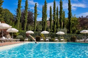 Dip in the Pool Villa di Piazzano SLH Luxury Hotel Cortona tuscany