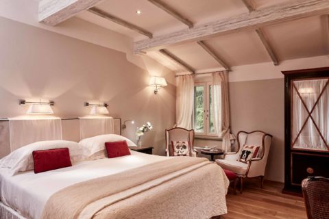 Deluxe Rooms Villa di Piazzano SLH Luxury Hotel Cortona tuscany