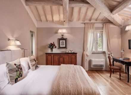 Garden Junior Suite Rooms Villa di Piazzano SLH Luxury Hotel Cortona tuscany